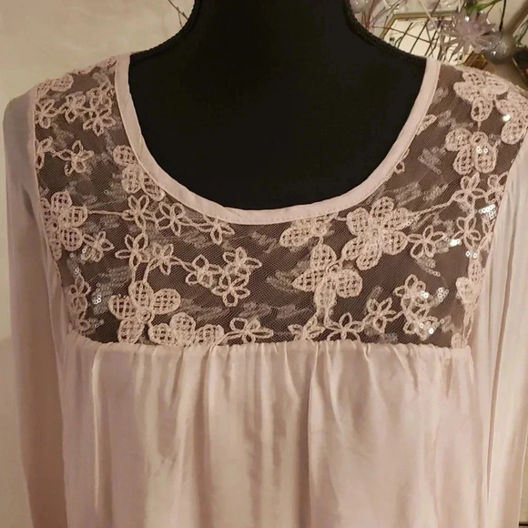 𝅺MADE in Italy silk blouse size S-M NWOT - Picture 3 of 7